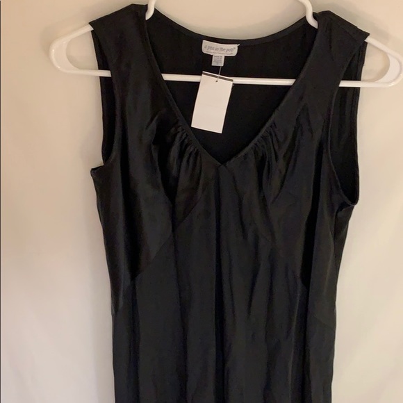 A Pea in the Pod black nightgown - Picture 3 of 6